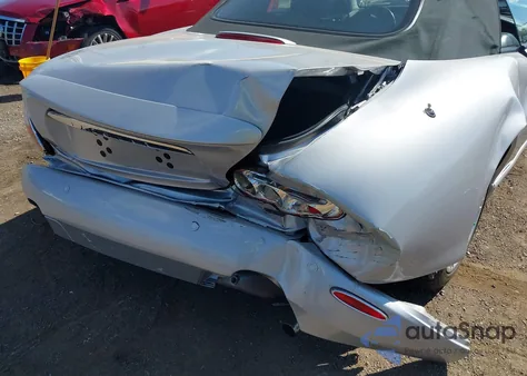 2005 Jaguar Xkr из США, поврежденный, VIN SAJDA42B553A43103